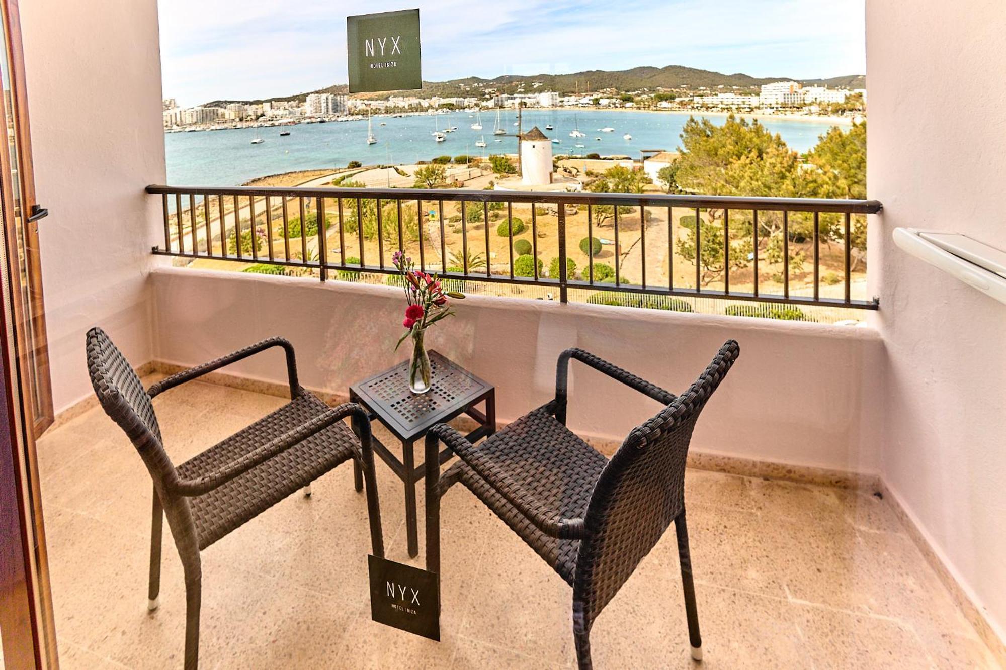 Nyx Hotel Ibiza By Leonardo Hotels-Adults Only サンアントニオアバド エクステリア 写真