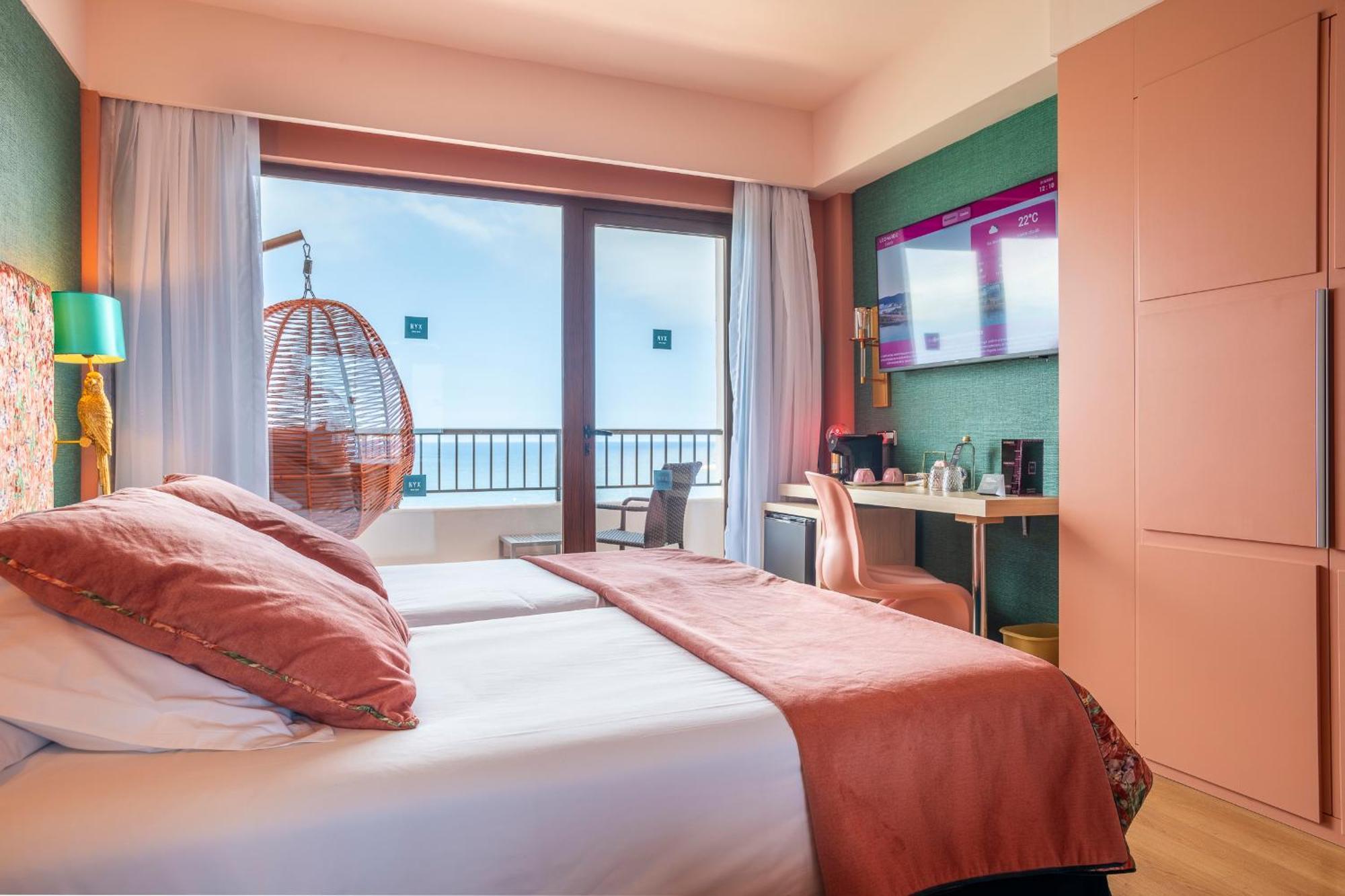 Nyx Hotel Ibiza By Leonardo Hotels-Adults Only サンアントニオアバド エクステリア 写真